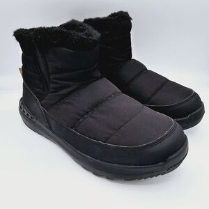 Bearpaw Black Puffy Boot Women's Snow Boots NWT, size 9